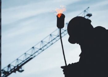 İktidara yakın iş kesimleri de rahatsız