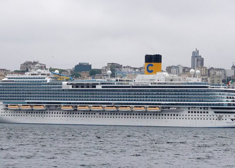 Kruvaziyer eğlenirken deniz boğuluyor